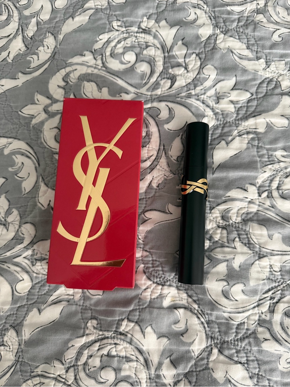 Yves Saint Laurent Lash Clash Extreme Volume Mascara